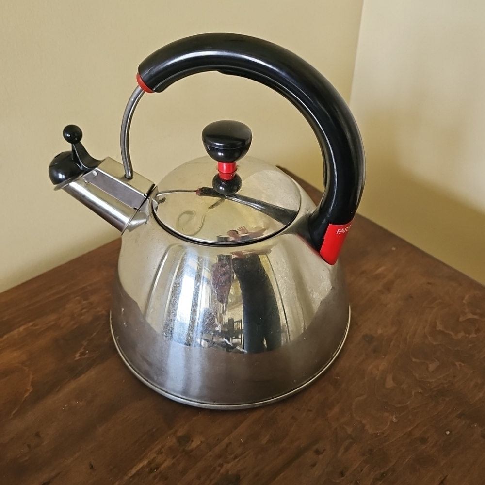 Vintage Farberware Stainless Steel Whistling Tea Kettle 2 Qt K7055